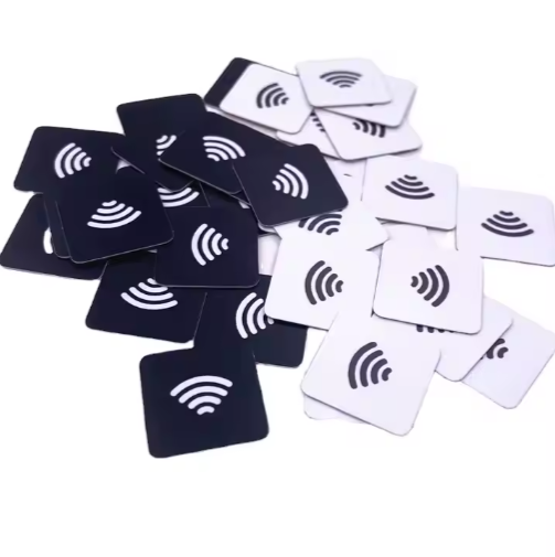 Small NTAG213 Tap Stickers